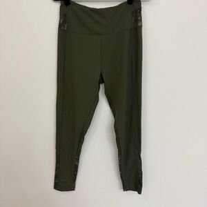 MARIKA Olive Green Camo Leggings with Mesh Accents Legging Women size Large